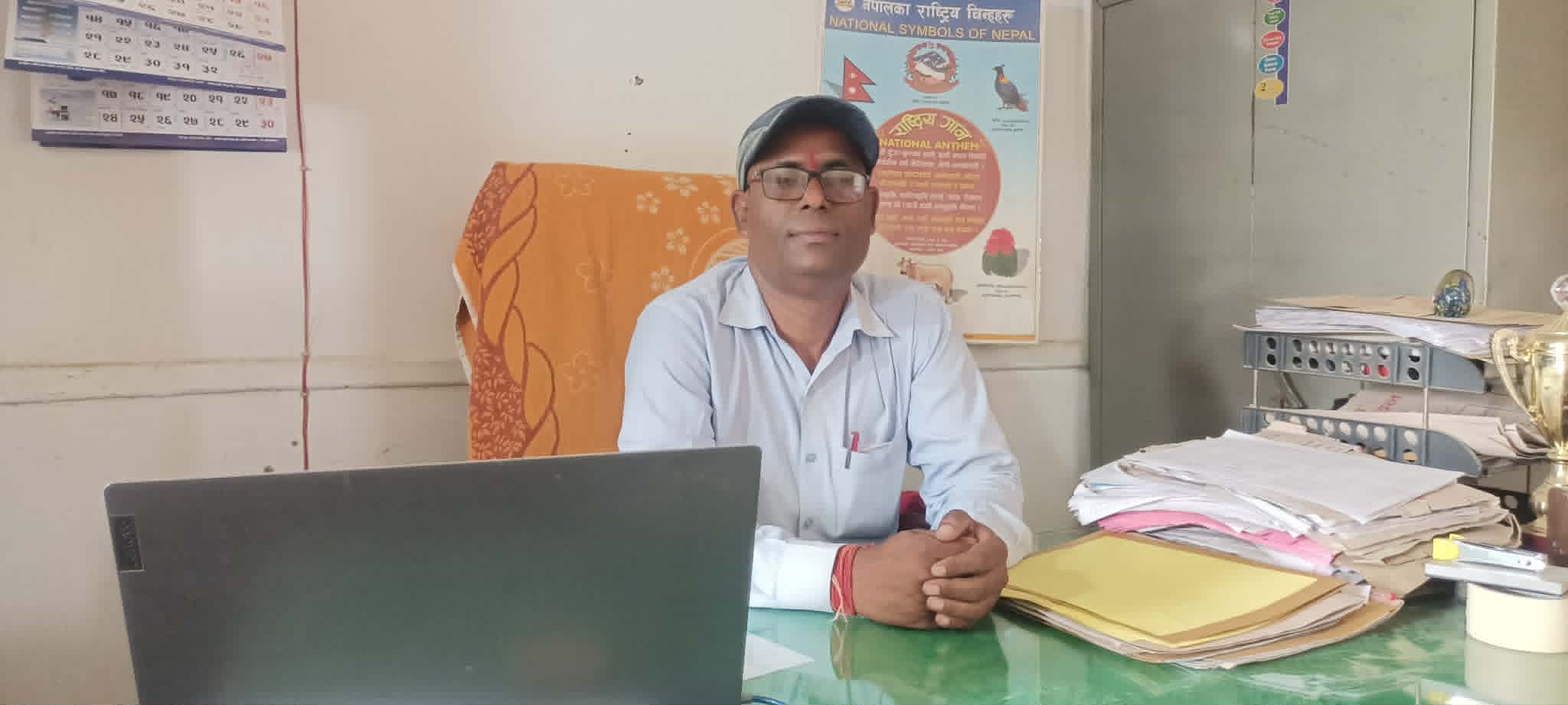 प्रधानाध्यापक साहको पहलमा श्री मावि गेडहीगुठीको मुहार फेरिँदै