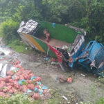 भीमफेदीमा तरकारी बोकेको ट्रक दुर्घटना: एक जनाको मृत्यु