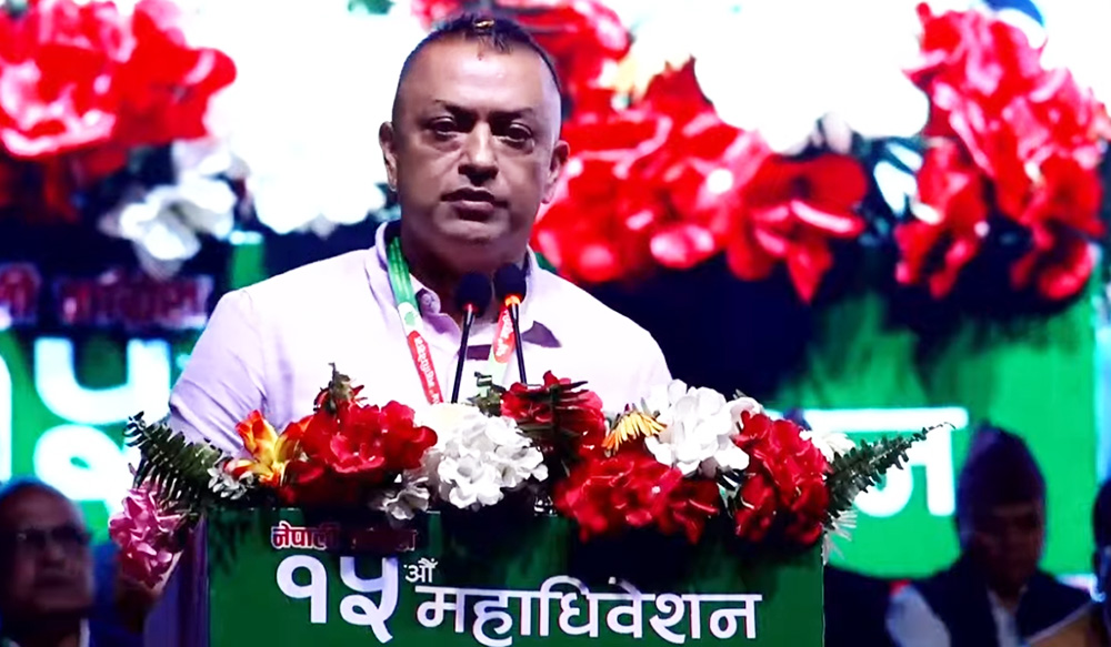 पार्टीलाई टिकाउन आजका प्रश्नको जवाफ दिन सक्नुपर्छ- गगन थापा